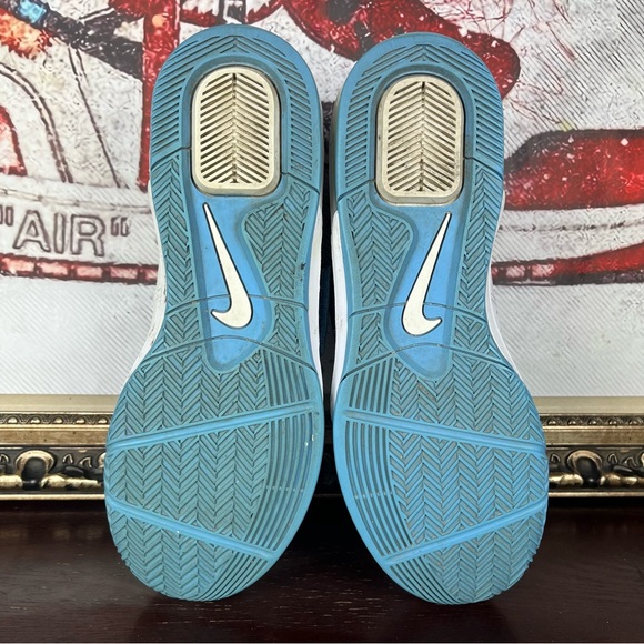 Nike Air Zoom LeBron Witness 2010 Men's Basketball Shoe Size 13.5 White Blue - Picture 4 of 10